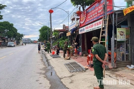 Biển hiệu miễn phí, “mồi dẫn” vào cờ bạc trực tuyến