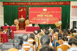 Đại biểu Quốc hội tiếp xúc cử tri xã Hoằng Sơn và phường Tân Dân