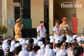 Triển khai đồng loạt các biện pháp bảo đảm an toàn giao thông cho học sinh