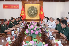Bí thư Tỉnh ủy Lê Đức Thái tiếp và làm việc với Tư lệnh Bộ đội Biên phòng Lào