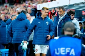 Cristiano Ronaldo bất ngờ rời đội tuyển Bồ Đào Nha; Tuyển thủ Việt Nam sớm chia tay FIFA ASEAN Cup 2026 vì lý do gia đình