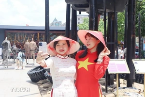 Thủ tướng yêu cầu tăng cường công tác bảo đảm an ninh, trật tự dịp nghỉ lễ 30/4 và 1/5
