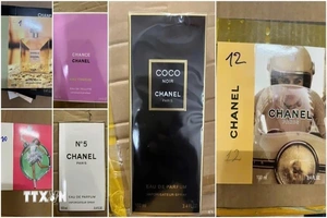 Triệt phá đường dây sản xuất nước hoa giả cực lớn