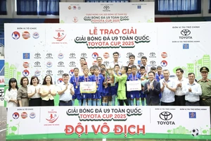 Việt Hùng Thanh Hoá lần đầu tiên vô địch Giải bóng đá U9 toàn quốc