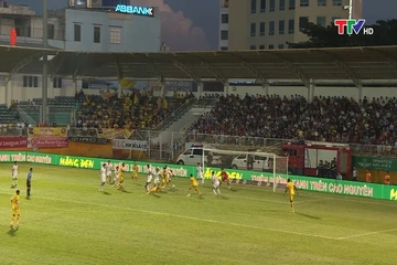 Vòng 9 V.League: Thất bại trước Hoàng Anh Gia Lai, Đông Á Thanh Hóa vẫn xếp thứ 10 trên BXH