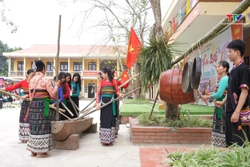 Sắc màu các dân tộc xứ Thanh: Lặng thầm giữ sắc màu văn hóa
