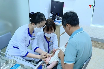 Tiêm vắc xin đầy đủ để phòng bệnh viêm não Nhật Bản