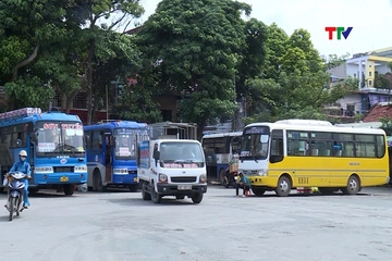 Tăng cường quản lý hoạt động vận tải hành khách bằng xe ô tô tuyến cố định