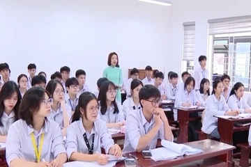 Bộ Giáo dục và Đào tạo lý giải việc tiếp tục duy trì kỳ thi tốt nghiệp THPT