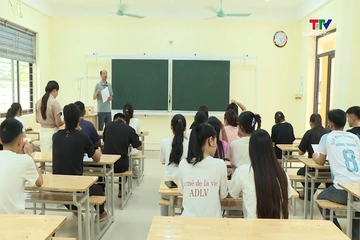 Giữ ổn định kỳ thi tốt nghiệp THPT, nghiên cứu giảm áp lực thi vào lớp 10
