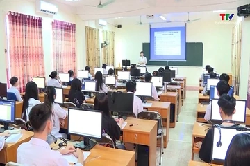 Cán bộ quản lý dôi dư sau sáp nhập trường học có thể được giải quyết nghỉ chế độ