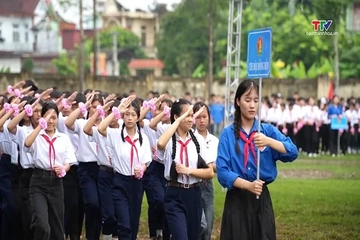 Sôi nổi hội trại hè tại một số địa phương