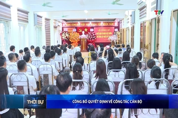 Công bố quyết định về công tác cán bộ