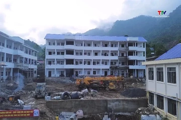 Vượt nắng mưa thi công Trường nội trú liên cấp tiểu học và trung học cơ sở Bát Mọt