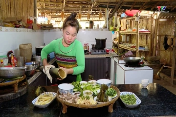 Người phụ nữ làm giàu từ phát huy bản sắc văn hóa