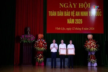 Phó Chủ tịch Thường trực UBND tỉnh Mai Xuân Liêm dự Ngày hội Toàn dân bảo vệ an ninh Tổ quốc tại xã Vĩnh Lộc