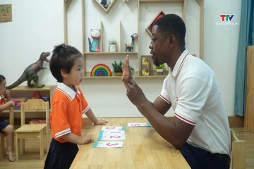 Thiếu nhi: Kể chuyện bé nghe