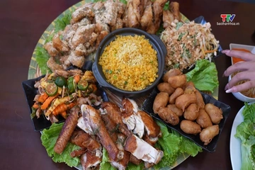 Food tour Thanh Hóa ngày 13/8/2026