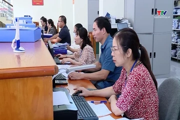 Thu ngân sách Nhà nước ước đạt 1.834 nghìn tỷ đồng