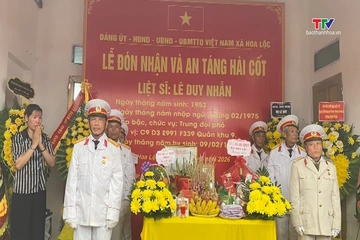 Truy điệu và an táng hài cốt liệt sĩ Lê Duy Nhẫn