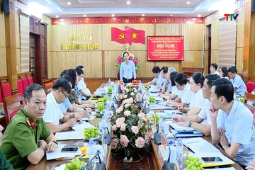 Đoàn giám sát của Bộ Chính trị làm việc với xã Hoằng Hoá về công tác cán bộ