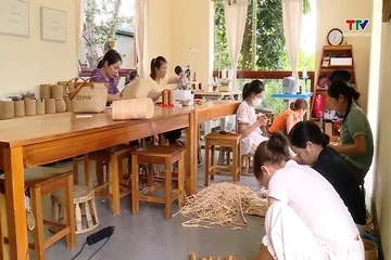 Người thổi hồn cho nghề đan truyền thống