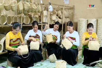 Đưa nghề về làng, tạo sinh kế cho phụ nữ nông thôn