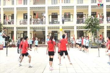 Xã Mường Lát khai mạc Hội thao chào mừng Cách mạng Tháng Tám và Quốc khánh 2/9
