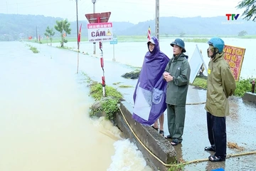 Mưa kéo dài gây ảnh hưởng tới các địa phương