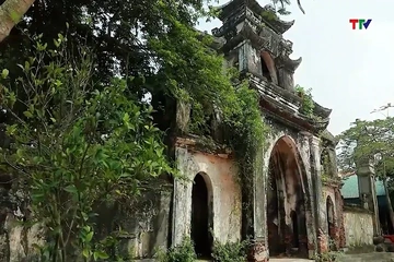 Điểm đến tâm linh trên vùng biển Vạn Lộc
