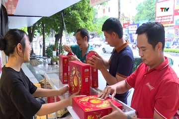 Thị trường bánh trung thu - Đa dạng mẫu mã, hương vị