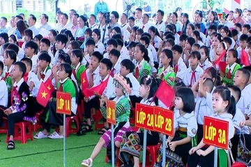 Gần 1 triệu học sinh Thanh Hoá hân hoan chào đón năm học mới