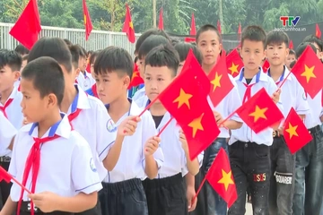 Thiếu nhi: Niềm vui năm học mới