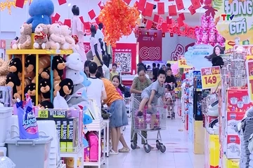 Tạo sức bật tăng trưởng từ dịch vụ thương mại