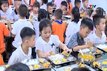 Chăm sóc sức khỏe học sinh từ hoạt động bán trú