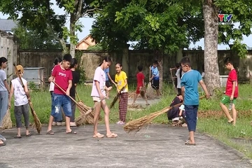 Xã Quảng Ngọc ra quân tổng vệ sinh môi trường