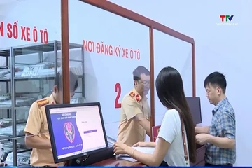 Tích hợp giấy tờ trên VNeID, được miễn, giảm phí đăng ký xe