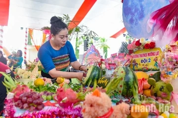 Mâm cỗ Trung thu thắp sáng ước mơ trẻ em vùng biên