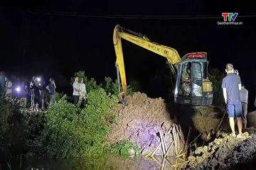 Khống chế sự cố vỡ đập tràn tại Trạm bơm Nga Thiện
