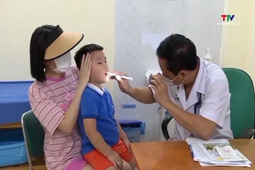 Triển khai khám sức khỏe miễn phí, không chạy theo thành tích