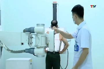 Nhân viên y tế được hưởng phụ cấp ưu đãi nghề cao nhất 80%