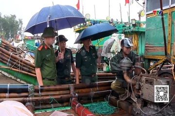 Chủ động bảo đảm an toàn cho ngư dân mùa mưa bão