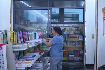 Thủ tướng yêu cầu cung ứng đủ sách giáo khoa trước 22/9