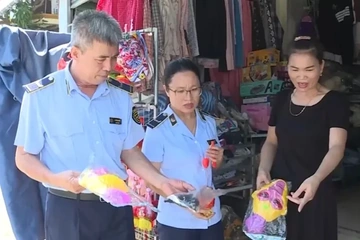 Thị trường trung thu vùng nông thôn: Đủ hàng, đủ an toàn