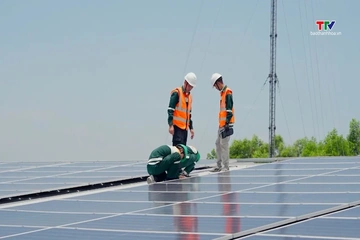 Đẩy nhanh lắp điện mặt trời áp mái tại công sở, trường học, bệnh viện
