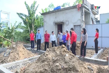 Khởi công xây dựng Nhà Chữ thập đỏ cho hộ gia đình khó khăn