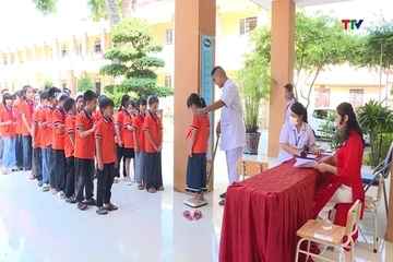 Các nhà trường phòng tránh dịch bệnh sau mưa lụt