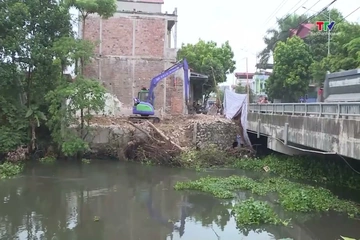 Vi phạm trên hành lang thoát lũ và công trình thuỷ lợi vẫn còn nhiều