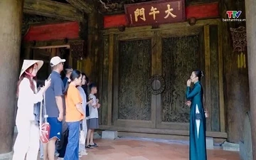 Những người thổi hồn vào Di tích Lam Kinh