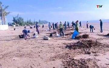 Xã Quảng Bình ra quân tổng vệ sinh môi trường và thiết lập trật tự công cộng
